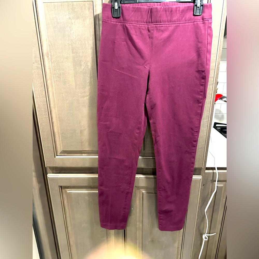 Talbots Women’s pull on slacks, skinny ankle, size 2 with back pockets.